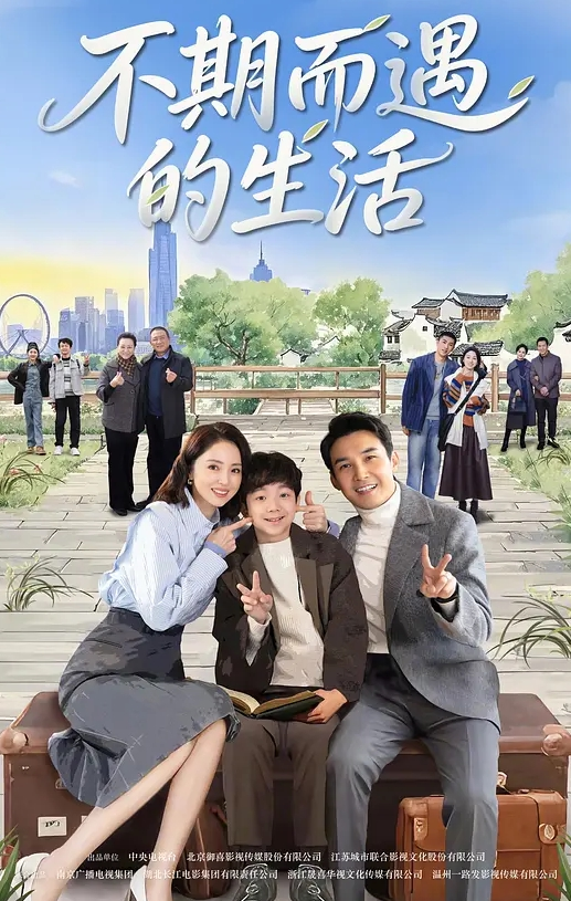 邻家女孩，主人的小奶狗，嫩穴以前舔的时候是咸的，现在操的时候是酸奶味的，吃屌口活进步不少，被撕破黑丝压倒式插入，上位骑乘猛烈蹲坐猛摇，骚话不断 - 真狼影视