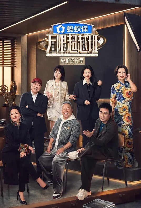 安琪拉i高颜值长相甜美粉嫩妹子和炮友啪啪，穿上开档黑丝高跟鞋特写口交后入猛操 - 真狼影视